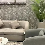فندق هوم ليا للشقق الفندقيه