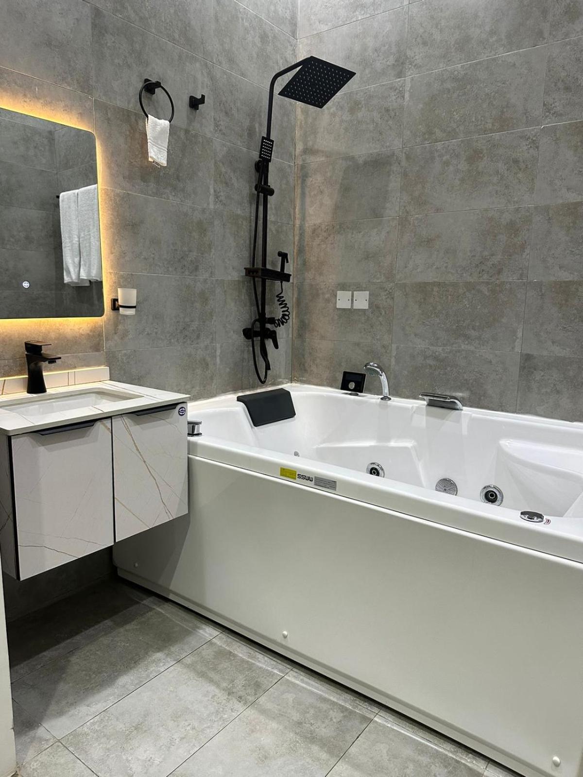 Apartment هوم ليا للشقق الفندقيه