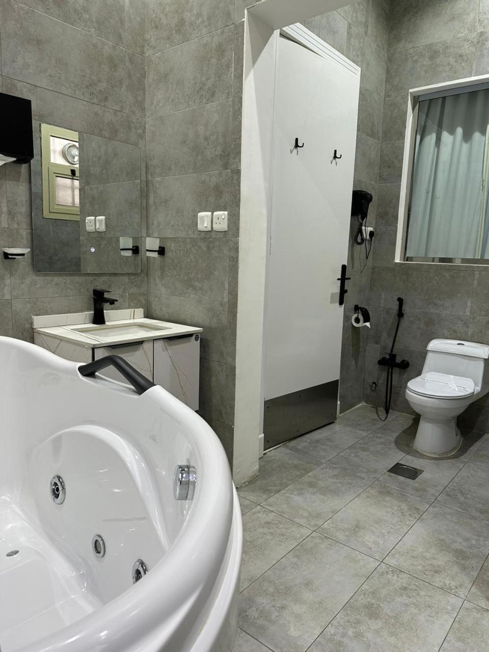 هوم ليا للشقق الفندقيه Apartment Riyadh